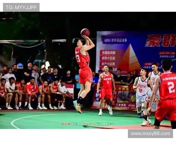 中国篮球联赛新赛季揭幕战精彩纷呈 球迷热议本土球员表现与外援对决