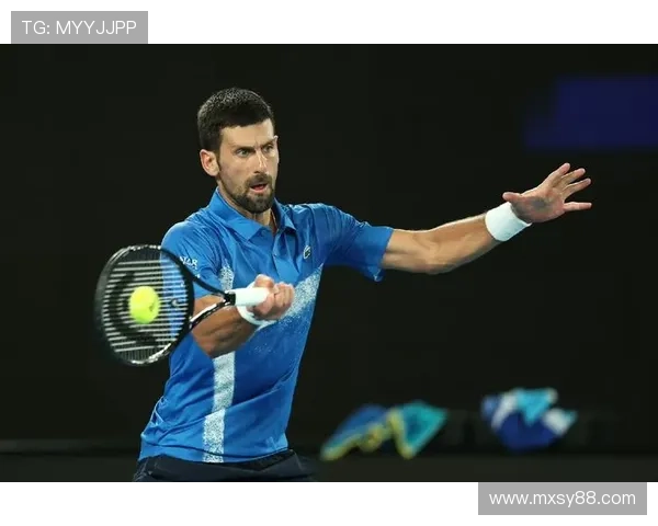 德约科维奇再创辉煌豪取赛季第八冠稳坐世界第一宝座