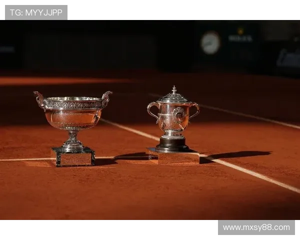 新一轮网球大满贯赛即将打响 全球顶级选手争夺冠军荣耀
