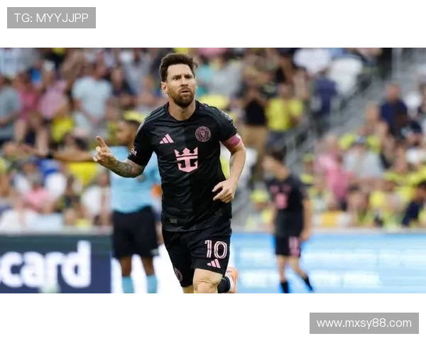 梅西加盟国际米兰后首秀大胜球队表现亮眼球迷热烈期待新赛季表现