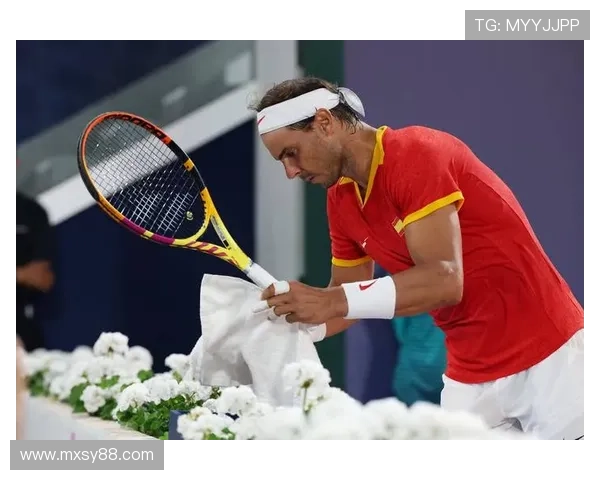 网球巨星纳达尔宣布退役 全球球迷为其辉煌职业生涯致敬