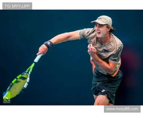 网球赛季精彩回顾：世界排名变动大 明星选手状态起伏引热议